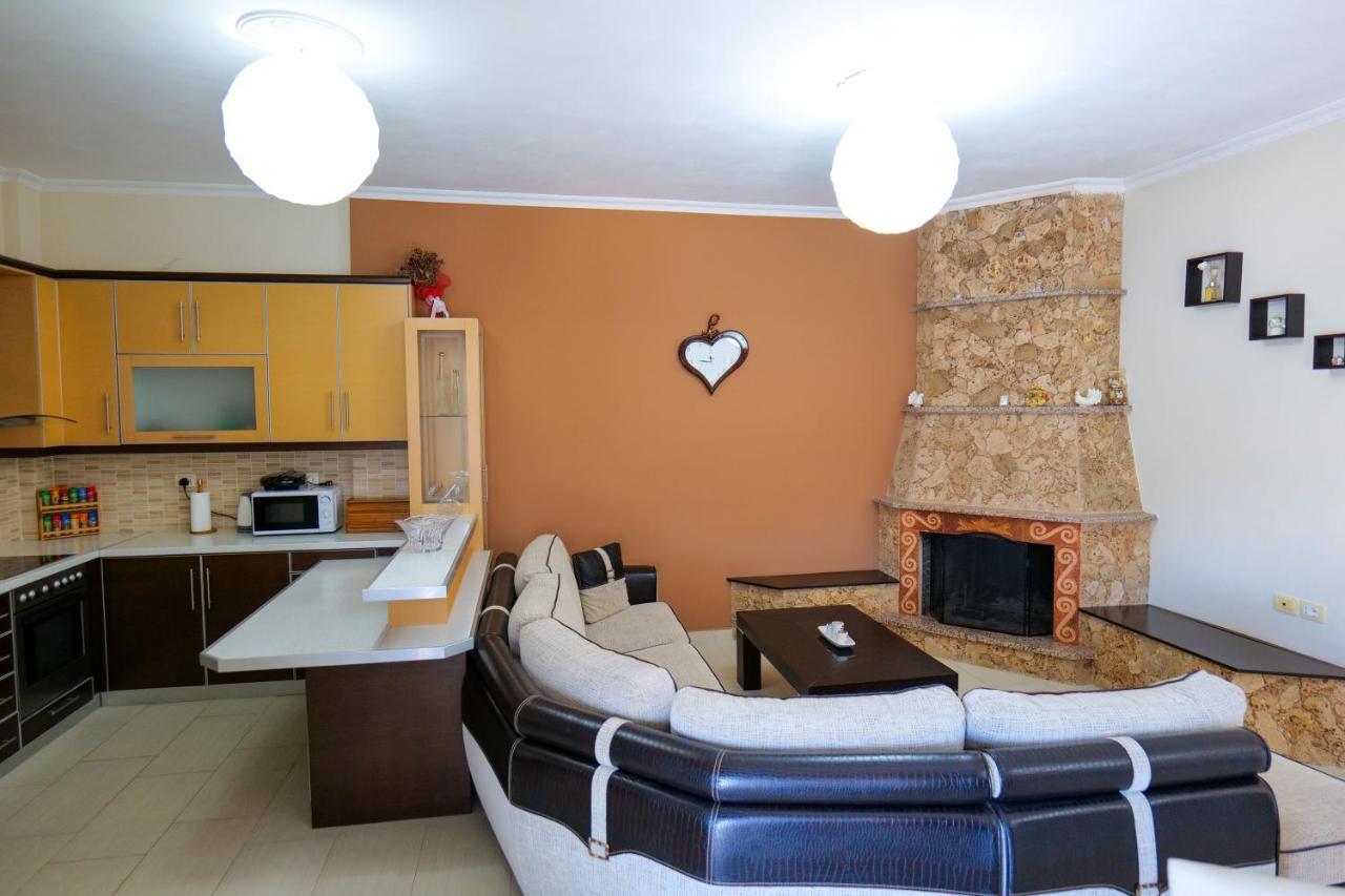 Ideal House & Ksamil